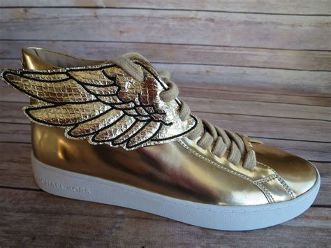 winged shoe god.